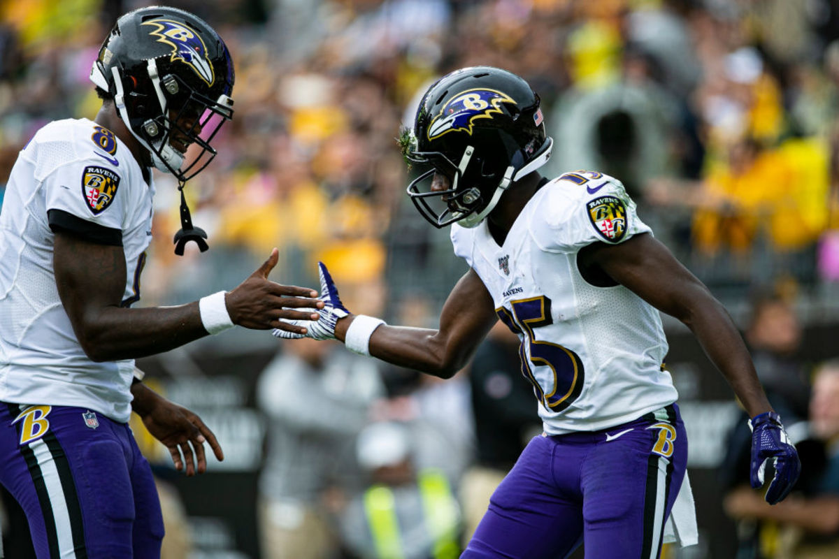 Lamar-Jackson-and-Marquise-Brown